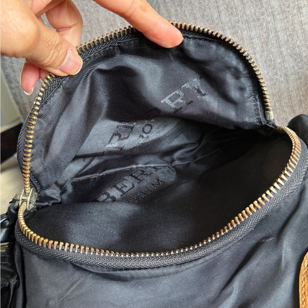Authentic Burberry backpack - Picture 11 of 15
